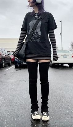 Oversized Emo Outfits, Emo Goth Clothes, Comfortable Alternative Outfits, Doc Martens Outfit Alt, Alt Sweater Outfits, Grunge Fits Summer, Cute Rock Outfits, Emo Inspo Outfits, Girly Alt Outfits