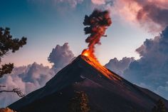 Volcano Drawing, Sea Turtle Images, Volcano Pictures, Volcano Photos, Turtle Images, Erupting Volcano, Guatemala Travel, Shot Photo