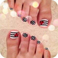 Red, White and Black Amazing Toe Nail Designs Easy Toe Nail Designs, Simple Toe Nails, Pedicure Designs Toenails, French Pedicure, Pedicure Nail Designs, Unghie Nail Art, Nail Designs Pictures, Cute Toe Nails, Summer Toe Nails