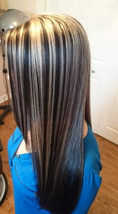 Black Hair With Blonde Highlights, Zebra Hair, Highlights Ideas, Chunky Highlights, Black Hair With Highlights, Dark Hair With Highlights