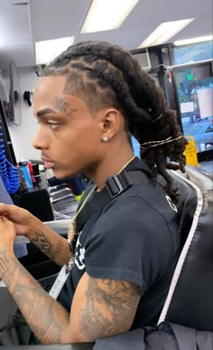 Edge Up With Dreads Men, Tapered Dreads Men, Line Up With Dreads, Locs Haircut Men, Dread Men Hairstyles, Drop Fade With Dreads, High Top Locs Styles For Men, Locs Hairstyle Men, Dreadhead With Tattoos