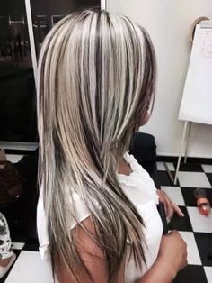 Types Of Hair Color, Blonde Highlights On Dark Hair, Hair Streaks, Dark Hair With Highlights, Brown Hair With Blonde Highlights, Gray Hair Highlights, Blonde Hair With Highlights, Hair Color Highlights, Platinum Blonde Hair