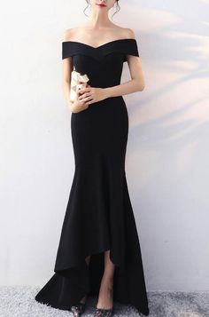 Black Off Shoulder High Low Evening Gowns, Black Evening Gowns Black, Black Dress Outfit Party, Black Off Shoulder Dress, Party Dress Night, Black Prom Dress Short, Dress Outfits Party, Gowns Black, Party Dress Black, Black Party Dress