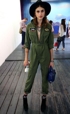 Langley Fox from New York Fashion Week Spring 2015,  fashionista army. Military Jumpsuit, Langley Fox, Fashion Week Nyc, Military Inspired Fashion, Style Bleu, Style Marocain, Mode Editorials, Nyc Fashion Week