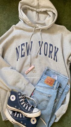 #outfits #outfitstyle #clothes #converse #style #aesthetic #pacsun #hoodie #levis Jean And Converse Outfits, Navy Blue Quarter Zip Outfit, Outfits With Levis Jeans, 90s Streetwear Outfits, Dark Blue Sweatshirt Outfit, Converse School Outfit, Blue Quarter Zip Outfit, Converse Fall Outfits, Hoodies Aesthetic Outfit