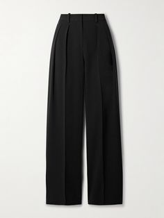 Theory's no-fuss approach to design always translates into pieces that'll transcend trends. These pants are tailored from crepe and have a high-rise waist and wide legs accentuated by sharp pleats. Black Pleated Pants, Tailored Pants Women, Build Wardrobe, High Wasted Pants, Black Trousers Women, Uzun Boy, Theory Clothing, Tailored Skirt, Black Wide Leg Pants