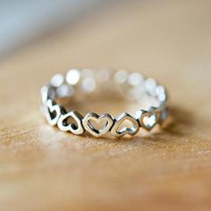 Chandi Ring Design For Women, Simple Rings For Women, Simple Ring Design, Heart Wedding Rings, Simple Rings, Women Friendship, Friendship Ring, Heart Band, Valentine Gifts For Girlfriend