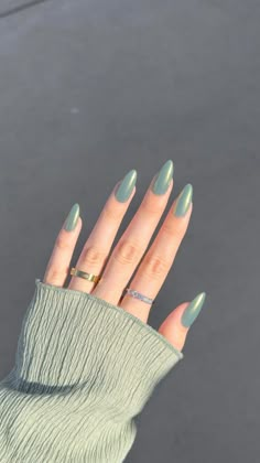 Sage Green Crome Nails, Nails 2 Colors Simple, Crome Green Nail, March Chrome Nails, Pale Green Chrome Nails, Chrome Light Green Nails, Light Green Nails With Chrome, Sparkly Sage Green Nails, Sage Christmas Nails