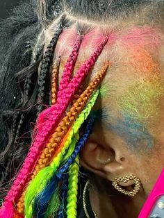 Rainbow Hair Dye Ideas, Sunset Hair Dye, Braids With Curls Color, Rainbow Skunk Stripe Hair, Rainbow Streaks In Hair, Colorful Braids For Black Women, Braided Hairstyles With Color, Layered Haircuts Men