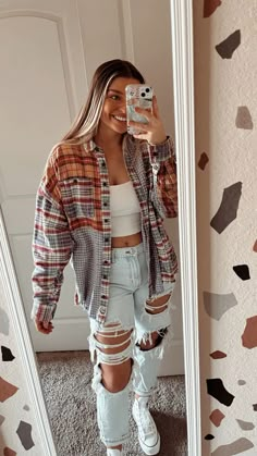 Back To School Outfits For Teens, Fair Outfits, Outfits Back To School, Cute Country Outfits, Trendy Outfits For Teens, Casual School Outfits, Bare Skin, Cute Outfits For School, Outfit Jeans