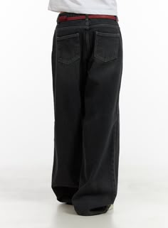 Low Rise Baggy Jeans CU410 - Acubi style | LEWKIN Womens Baggy Pants, Black Baggie Jeans, School Outfits Baggy Jeans, Hobo Aesthetic Outfit, Black Baggy Clothes, Very Baggy Jeans Outfit, Black Straight Jeans Outfit, Where To Buy Baggy Jeans, Baggy Light Jeans