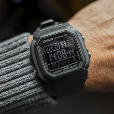 Casio Watch Mens, Casio Vintage Watch, Tactical Watch, Casio G Shock Watches, Casio Watches, Stylish Watches Men, Mens Digital Watches, Rolex Watches For Men, Premium Watches