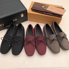 Lofers Shoes, Loafers Men Outfit, Driving Moccasins, Casual Dress Shoes, Bow Shoes, Driving Shoes, Shoe Print