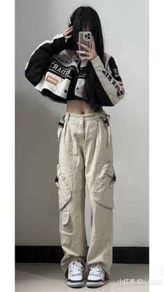 Korean Streetwear Fashion, Korean Streetwear, Asian Street Style, Tomboy Style Outfits, Baggy Pants, Mode Inspo, Tomboy Fashion, 가을 패션