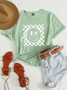 Green Casual Collar Short Sleeve Fabric Cartoon  Embellished Slight Stretch Summer Women Clothing Cute Green Outfits, Shein T Shirts, Trendy Shirts For Women, Cute Summer Shirts, Summer Outfits For Teens, Summer Trends Outfits, Cute Dress Outfits, Casual Preppy Outfits, Summer Outfit Ideas