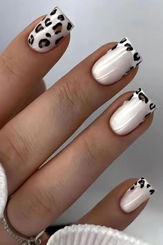 Leopard Nail Designs Simple, Short Nail Designs Leopard Print, Short Nail Designs Leopard, Leopard Accent Nail, Black Leopard Nails Coffin, Leopard Nail Art, Kylie Nails, Wow Nails, Leopard Nails