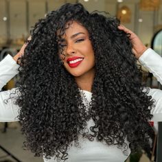 22 Jaw-Dropping Layered Curly Hair With Face Framing Looks