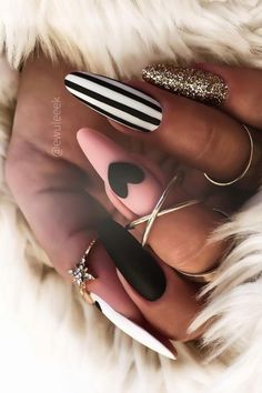 Nail Care At Home, Almond Nails Ideas, Nagel Stamping, Basic Nail, Almond Nails French, Basic Nails, Almond Nails Designs, Acrylic Coffin, Moisturizing Cream