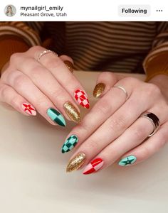 Trendy Xmas Nails, Red And Green Checkered Nails, Groovy Christmas Nails, Christmas Nails Funky, Checkered Christmas Nails, Christmas Checkered Nails, Leopard Christmas Nails, Simple Green Christmas Nails, Retro Christmas Nails