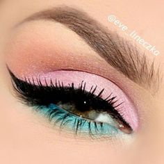 Pantone 2016 colors of the year Pink And Blue Makeup, Make Up Designs, Pastel Makeup, Easter Makeup, Smink Inspiration, Beauty Make-up, Makijaż Smokey Eye, Makeup Eye Looks, Creative Eye Makeup