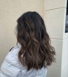 Brunette Balayage Medium Hair, Brown W Lowlights, Melted Brown Hair Balayage, Hair Low Maintenance Color, Balayage Low Maintenance Brunettes, Balayage For Hair Black, Low Light Dark Brown Hair, Dark Brown Hair Shadow Root, Low Light On Black Hair