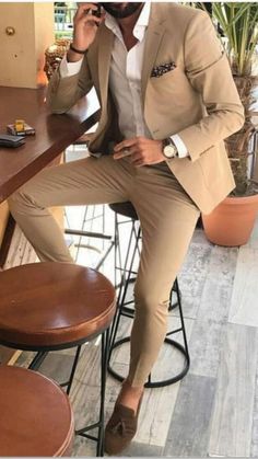 Men’s Gala Attire, Khaki Suit, Mens Casual Suits, Blazer Outfits Men, Tan Suit, Formal Men Outfit, Mens Fashion Blazer, Spring Suit