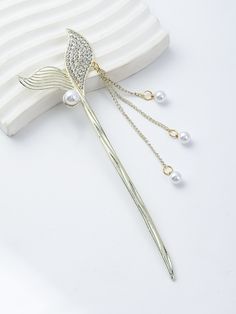 Gold Glamorous Collar  Zinc Alloy Plain Hair Pin Embellished   Women Accessories Pearl Decor, Hair Stick, Hair Sticks, Hair Pin, Faux Pearl, Zinc Alloy, Bobby Pins, Hair Pins, Hair Clips