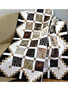 easy quilt pattern Black And White Quilt, Colchas Quilting, Black And White Quilts, Basic Quilt, Quilt Modernen, Easy Quilt, Quilt Border, Easy Quilt Patterns, Pdf Quilt Pattern