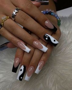 Black And White Tapered Square Nails, Black And White Coffin Acrylic Nails, Black And White Nail, Biab Nails, Black And White Nail Designs, Black Acrylic Nails, Drip Nails, Colored Acrylic Nails, Girly Acrylic Nails