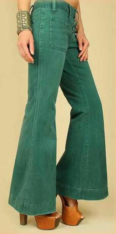 1970s Dark Green Elephant Hip Hugger Bell Bottom Jeans. This is typical of the pants I wore in high school in the 70's. Now it's known as "vintage". You know you're getting old when this happens ;-) Oh well, your only as old as you feel right? 70s Bell Bottoms, Green Elephant, Look Retro, Bottom Jeans