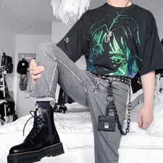 Grunge Club Outfits Men, Mens Club Fashion, Punk Skater Outfits, Alt Mens Outfits, Casual Punk Outfits Men, Outfits Grunge Hombre, Male Grunge Aesthetic, Mens Grunge Fashion, Casual Punk Outfits