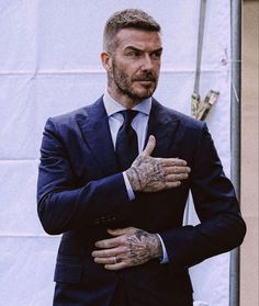 Old Money Summer Outfits Men, David Beckham Tattoos, David Beckham Haircut, Beckham Suit, Beckham Haircut, David Beckham Suit, David Beckham Hairstyle, Old Money Summer Outfits, Haircuts For Balding Men