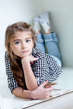 Tory McMasters, Cort's daughter, niece to Kip McMasters. She lives with her dad and uncle and just hopes her dad will feel better again one day. Children Photography Poses, Childrens Photography, Ideas Outfit, Kids Portraits, 인물 사진, Portrait Girl, Shoot Ideas, Children Photography, Lany