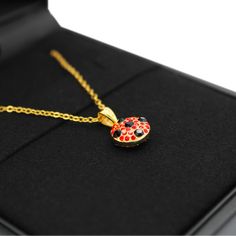 The Miraculous Ladybug necklace is an elegant piece of jewelry that captures all the magic and adventure of the famous series Miraculous: The Adventures of Ladybug and Cat Noir. This necklace showcases the iconic Ladybug logo adorned with beautiful sparkling rhinestones, adding a touch of glamour and brilliance. Crafted with meticulous attention to detail, this necklace is a perfect tribute to everyone's favorite heroine. The Miraculous Ladybug pendant is finely crafted, replicating the ladybug Ladybug Necklace, The Ladybug, Ladybug And Cat Noir, Chic Accessories, Cat Noir, Exquisite Jewelry, Miraculous Ladybug, World Of Fashion, Bracelet Making