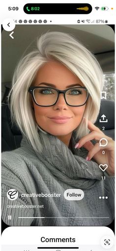 Stylish Grandma, Blonde Hair Transformations, Hairstyles With Glasses, Asymmetrical Bob, Medium Short Hair, Messy Short Hair, Dope Hairstyles