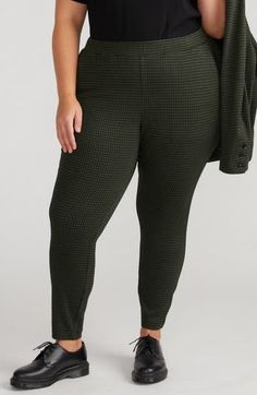 When you want the polished look of pants with the feeling of leggings, reach for these effotlessly chic pants made from the brand's midweight ponte that's both soft and pilling resistant. 27" inseam; 4 1/2" leg opening; 10 3/4" front rise; 15 1/2" back rise Pull-on style 60% rayon, 35% nylon, 5% elastane Machine wash, tumble dry Imported Universal Standard, Chic Pants, Ponte Pants, Polished Look, Bottoms Pants, Dark Green, Womens Bottoms, Nordstrom, Leggings