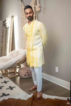 Holi Hungama – Saffron Lane Tye Dye Kurta For Men, Tie Dye Haldi Outfits, Yellow Tie Dye Kurta Men, Holi Outfit Men, Tie Dye Kurta For Men, Haldi Dress For Men, Haldi Kurta For Men, Haldi Outfits For Men, Yellow Kurta Men