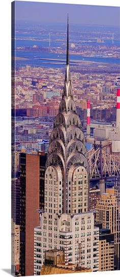 the chrysler building in new york city