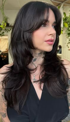 Layer Haircut For Long Hair With Curtain Bangs, Haircut Ideas With Curtain Bangs And Layers, Layered Styled Hair, Black Hair With A Lot Of Layers, Long Haired Layers With Curtain Bangs, Layered Hair Curtain Bangs Long, Medium Hair With Volume Layers, Haircuts With A Lot Of Layers, Long Layered Hair With Curtain Bangs Brunette