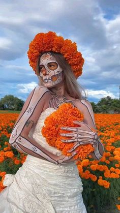 Mexican Halloween Costume, Blast Over Tattoo, Mexican Halloween, Creepy Halloween Makeup, Trio Halloween Costumes, Videos Aesthetic, Horror Movie Characters, Hauntingly Beautiful, Halloween Make Up