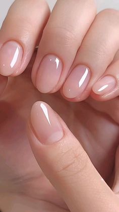 Very Natural Nails, Korean Manicure Aesthetic, Feminine Nails Classy Chic, Professional Nails For Work, Nails Acrylic Inspiration, Valentine Day Nails Acrylic, Pink Blush Nails, Simple Nails Nude, Valentine Day Nails