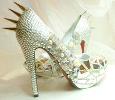 Cinderella's RevengeSwarovski crystals by everlastinglifashion. , via Etsy. Diamond Clothes, Diamond Shoes, Spike Shoes, Crystal Shoes, Shoes Wedding, Fabulous Shoes, Shoe Obsession, Beautiful Shoes