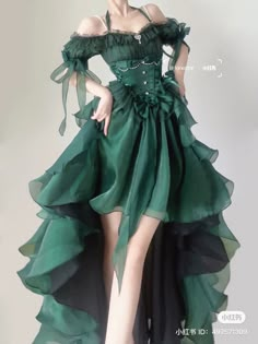 Green Flower Wedding, Flower Wedding Dress, Op Dress, Wedding Dresses With Flowers, Heavy Industry, Pretty Prom Dresses, Green Flower