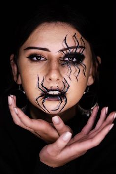 Black Widow Makeup, Alien Halloween Makeup, Fairy Halloween Makeup, Vampire Makeup Halloween, Cat Halloween Makeup, Gyaru Makeup