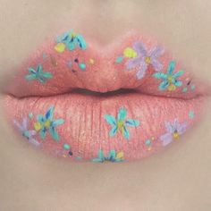 Cosmetology Ideas, Lovegood Aesthetic, Lip Art Makeup, Lips Art, Alice Wonderland, Glitter Lips, Luna Lovegood, Lip Designs, Happy Things