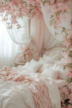 Girly Floral Bedroom, Vintage Feminine Bedroom, Floral Bedroom, Feminine Bedroom, Cute Bedroom Ideas, Pretty Bedroom, Cozy Room Decor