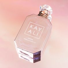 Kayali Utopia, Kayali Perfume, Vanilla Bourbon, Perfume Body Spray, White Florals, Body Hacks, Perfume Lover