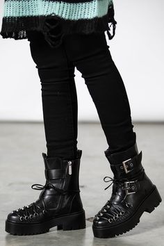 Leather Motorcycle Boots, Combat Style, 2010 Fashion, Kicks Shoes, Mens Lifestyle, Dog Hoodie, Motorcycle Boots, St Kitts And Nevis, Style Statement