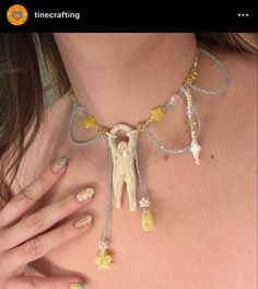 Craft Jewelry Ideas, Cute Clay Jewelry, Beads Jewelry Ideas, Ideas For Necklaces, Clay Necklace Ideas, Diy Clay Jewelry, Surreal Jewelry, Clay Jewellery Handmade, Diy Necklace Ideas