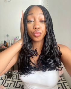 Braids Shoulder Length Hair Black Women, Shoulder Length Braided Hairstyles Black, Fall Hair Black Women Braids, Fall Hair Braids, How To Do Layered Braids, Shoulder Length Braid Styles, Braids For Black Women Aesthetic, Short Layered Braids Black Hairstyles, Short Box Braids For Black Women